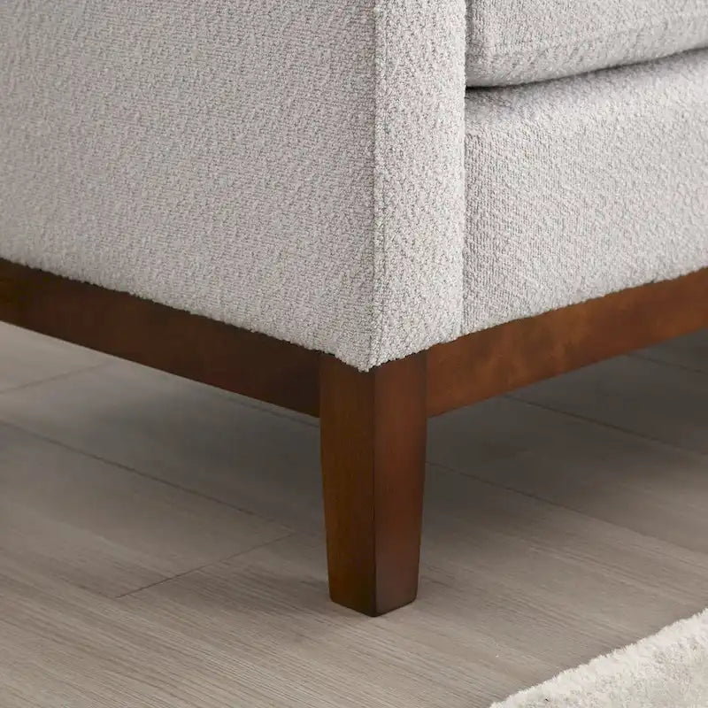Elegant Upholstered Bench for End of Bed and Living Room